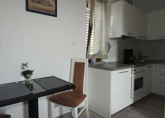 Vb Jelcic Krk Apartment